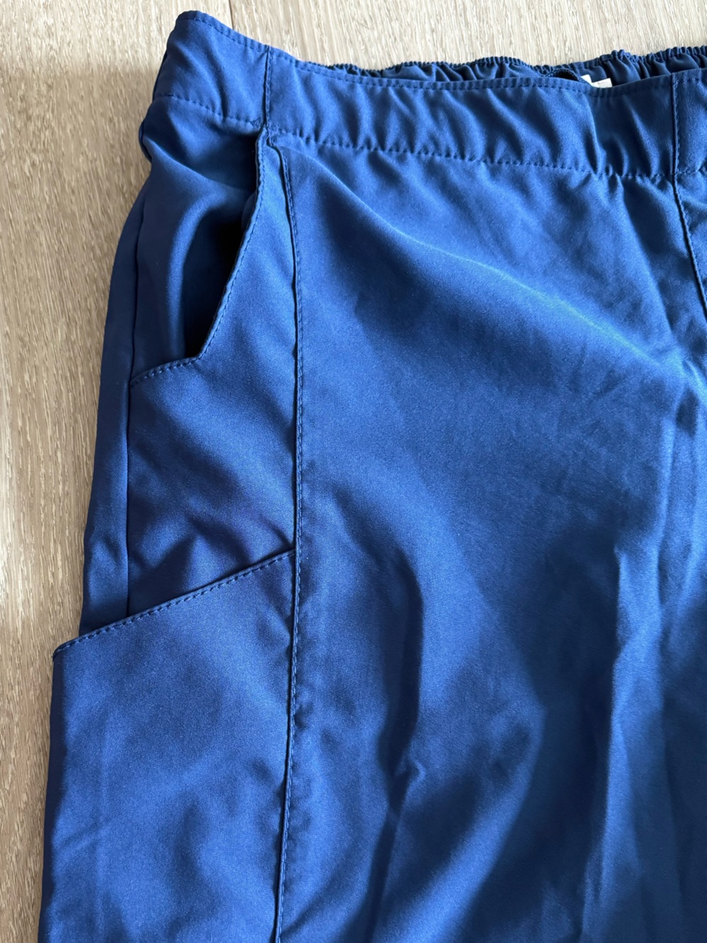 Wink W123 Women's Flat Front Cargo Pant size Medium Petite - Picture 2 of 5